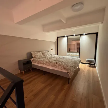 Loft Close To Old Town